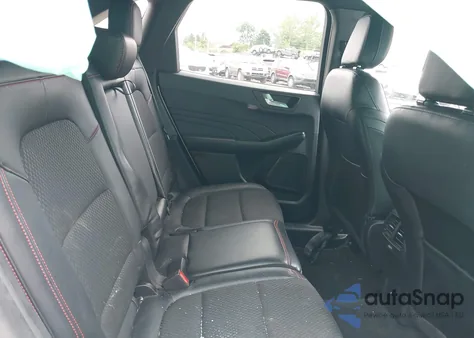 2023 Ford Escape St Line z USA, uszkodzony, nr VIN 1FMCU0MN7PUA72402